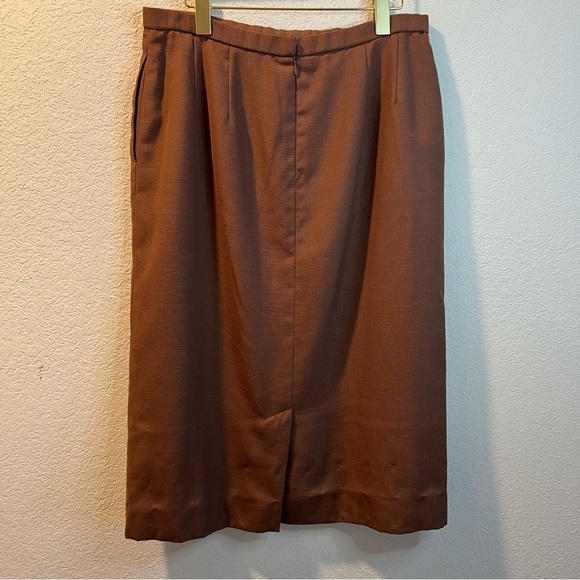 Women’s vintage Pendleton brown suit set blazer and skirt size 14 - Picture 9 of 9